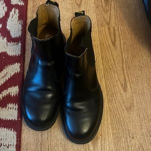 Dr martens boots sz 9